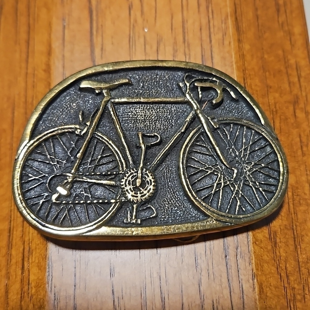 Vintage Brass Belt Buckle Racer Bicycle 1978 BTS 70s 3.25x2.25